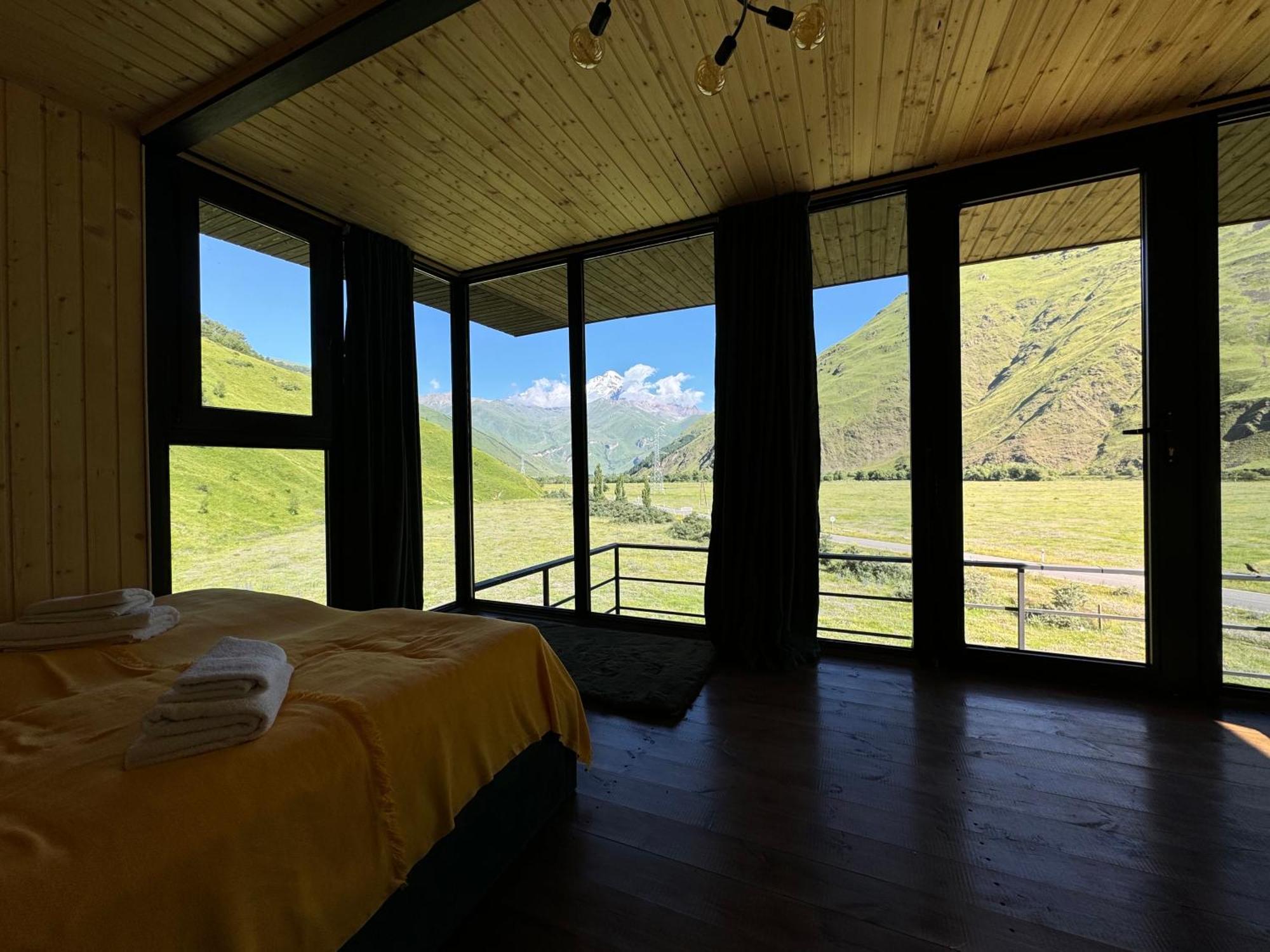 Gzaze 2 Villa Kazbegi Exteriör bild